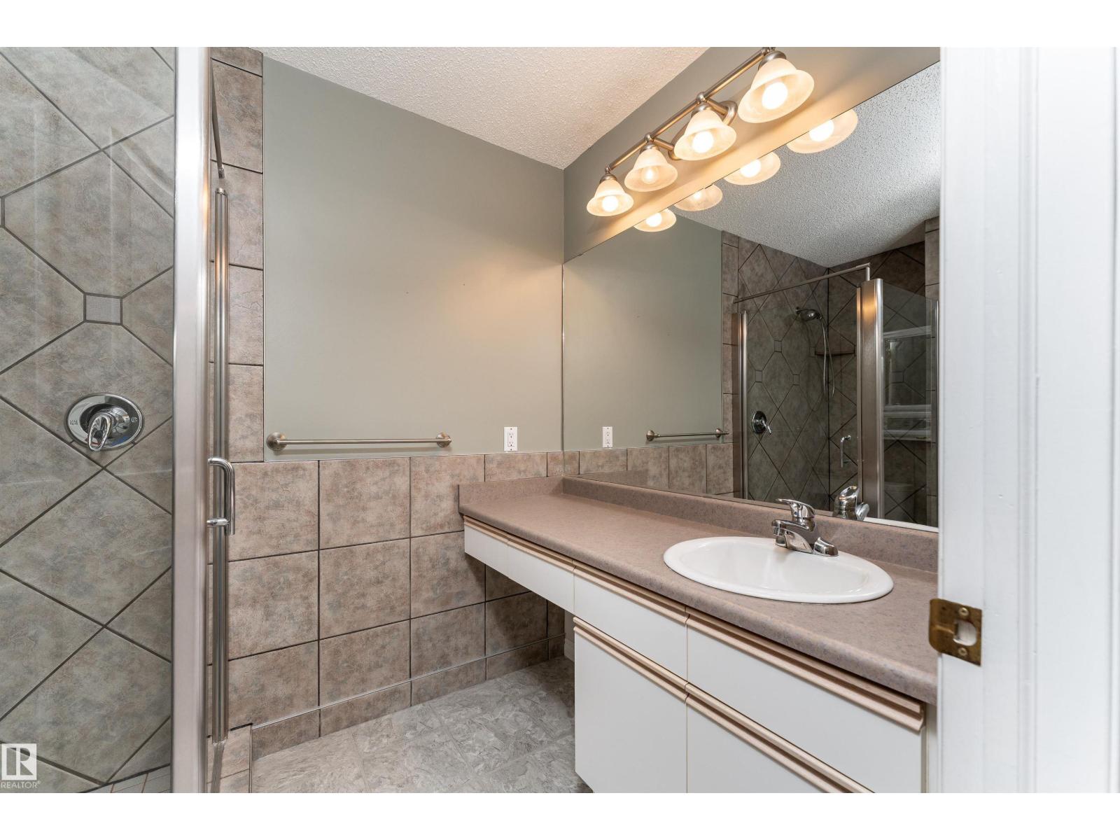 Photo 43 of 8823 188 St Nw, Edmonton AB