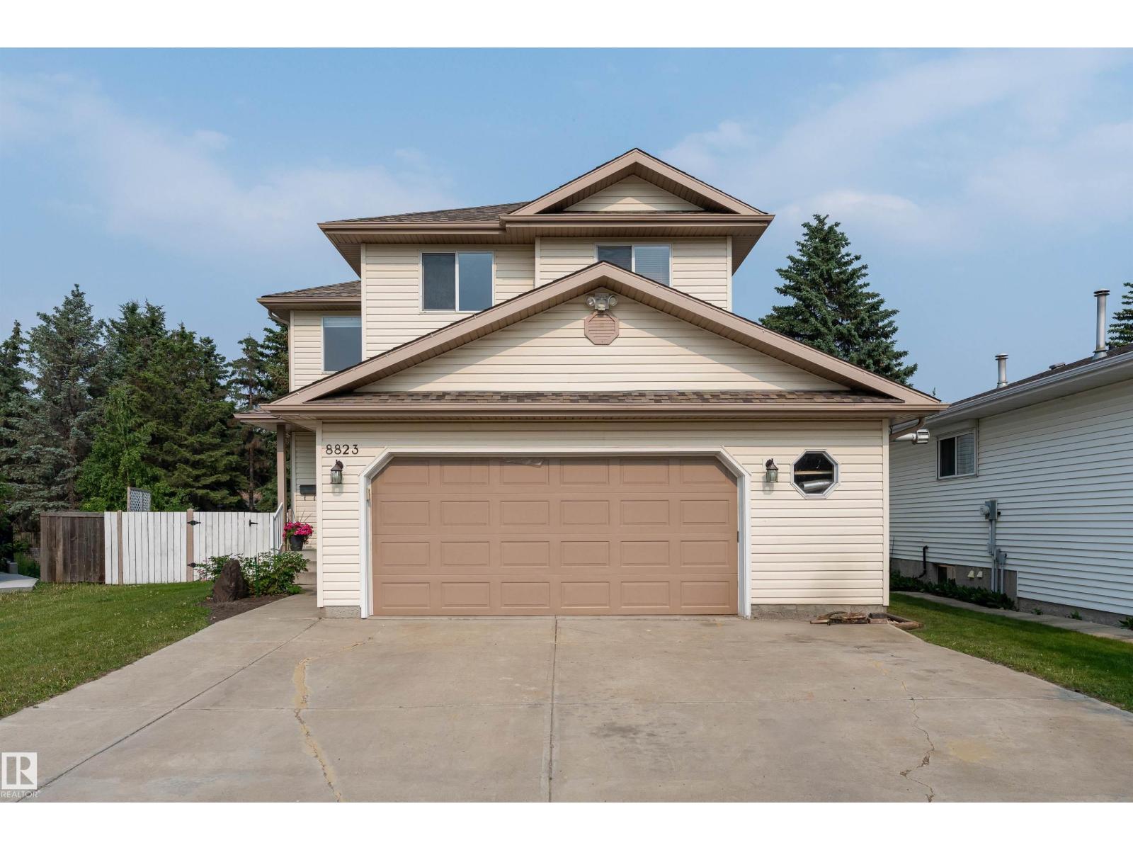 Photo 47 of 8823 188 St Nw, Edmonton AB