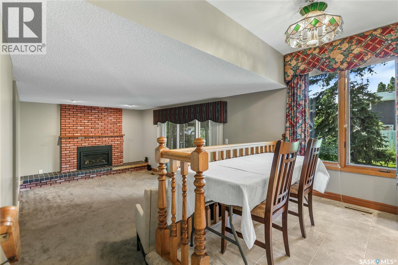 Single Family House 2 Level for Sale in  Selkirk CRESCENT Regina 