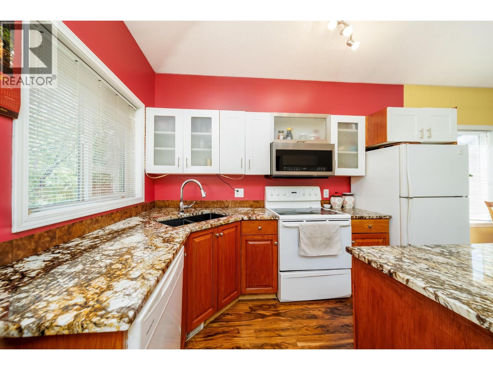 2066 ROSEFIELD DRIVE - Image 4