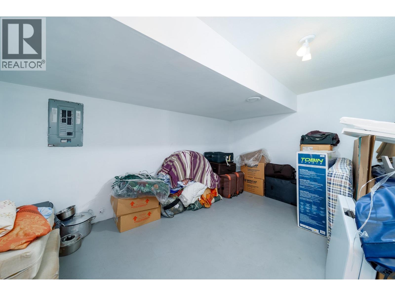 2066 ROSEFIELD DRIVE - Image 24