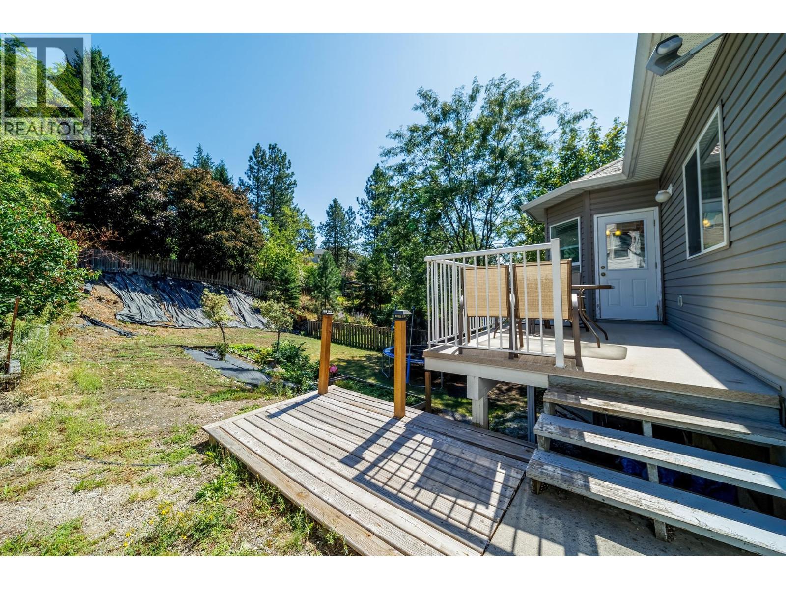 2066 ROSEFIELD DRIVE - Image 32