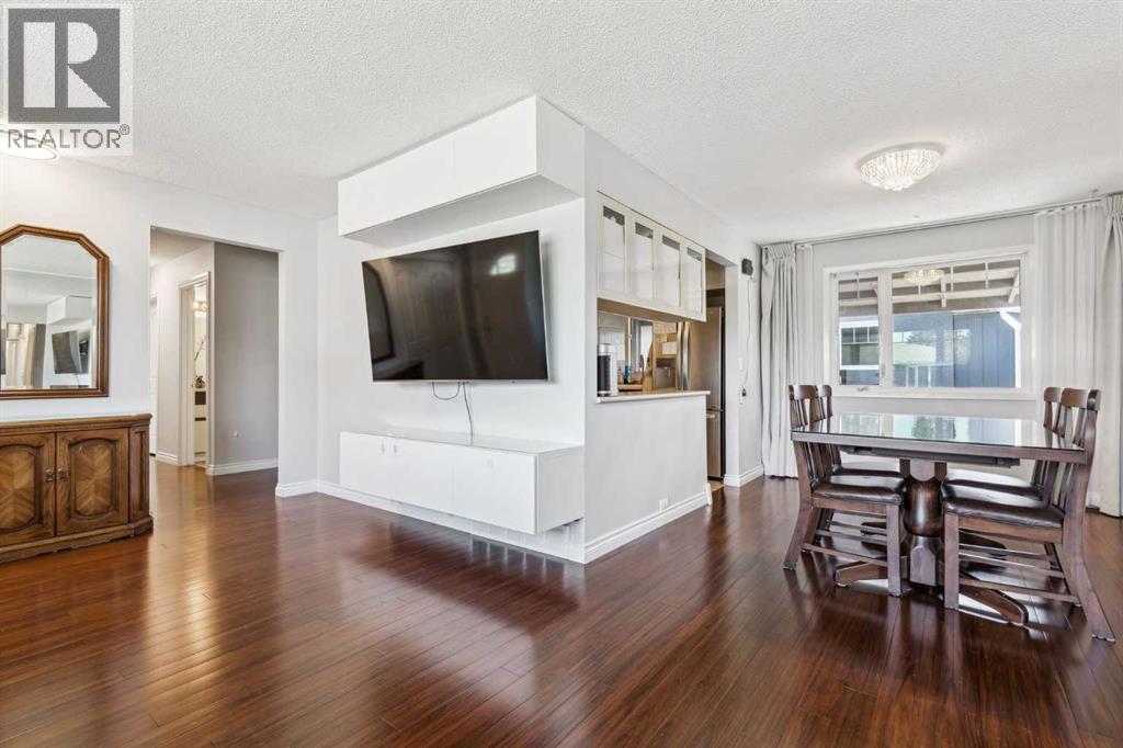 Photo 24 of 2119 Vista Crescent Ne, Calgary AB