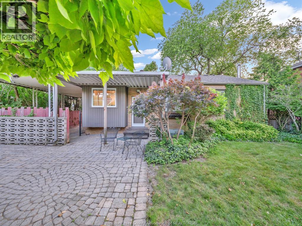 Photo 18 of 284 Prado, Windsor ON