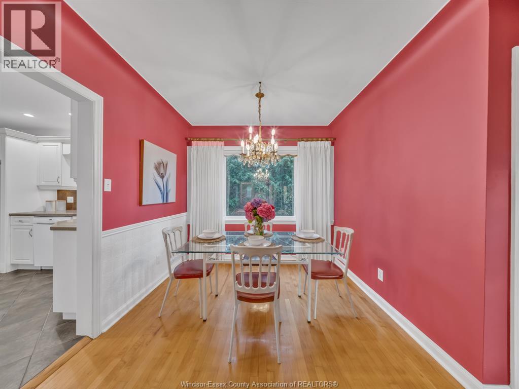 Photo 7 of 284 Prado, Windsor ON