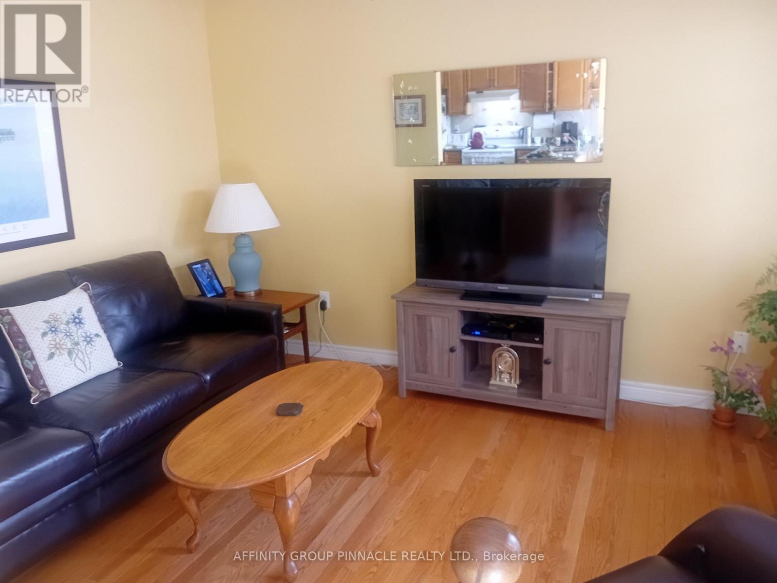 Photo 11 of 16 Hillview Drive, Kawartha Lakes ON