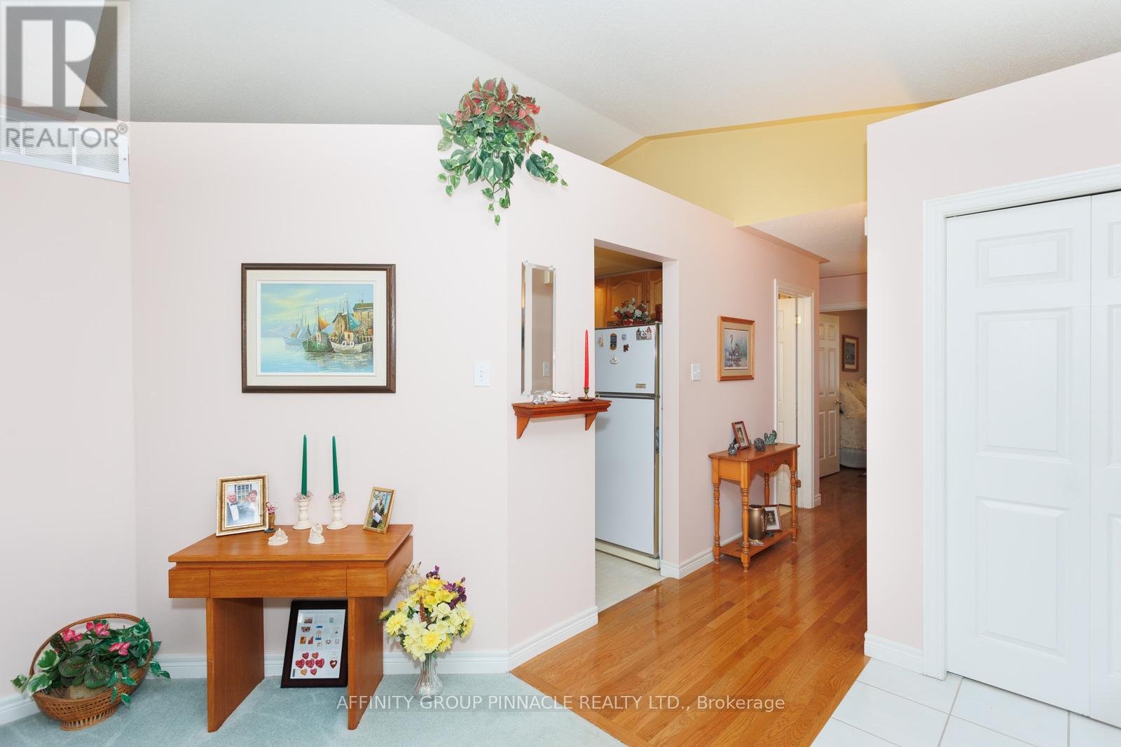 Photo 4 of 16 Hillview Drive, Kawartha Lakes ON