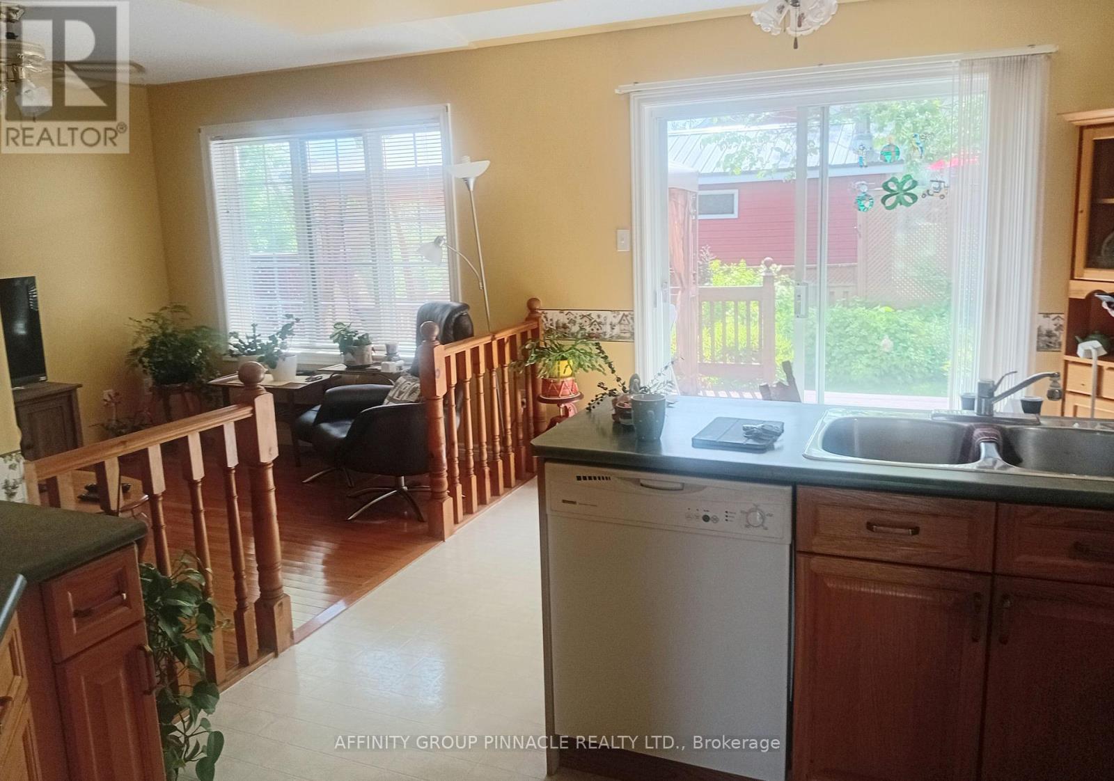 Photo 7 of 16 Hillview Drive, Kawartha Lakes ON