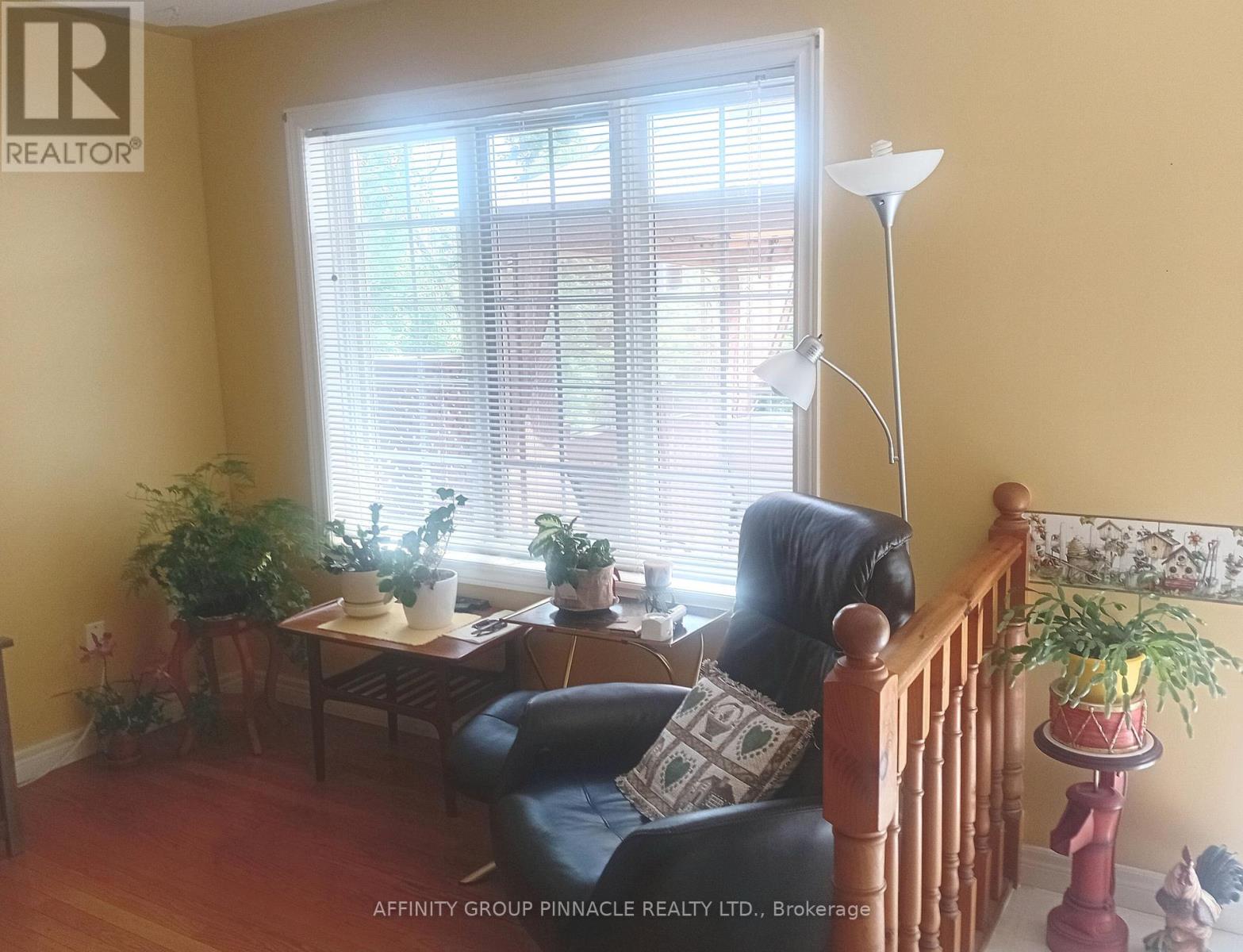 Photo 8 of 16 Hillview Drive, Kawartha Lakes ON