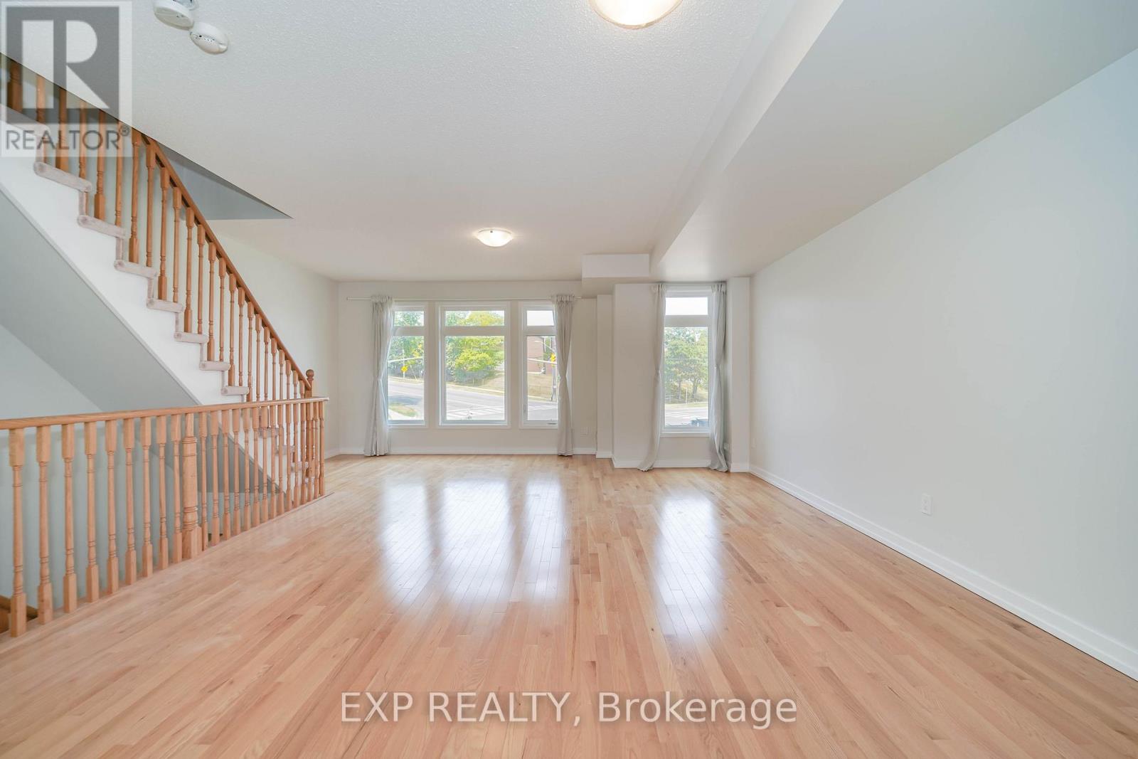 Photo 11 of 10 1299 Glenanna Road, Pickering ON