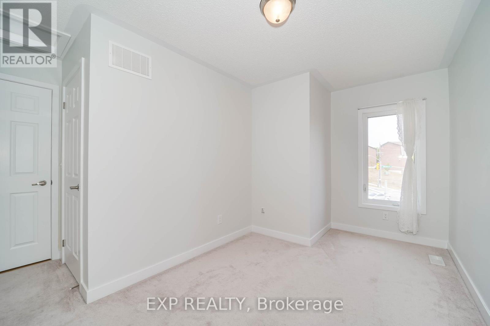Photo 32 of 10 1299 Glenanna Road, Pickering ON