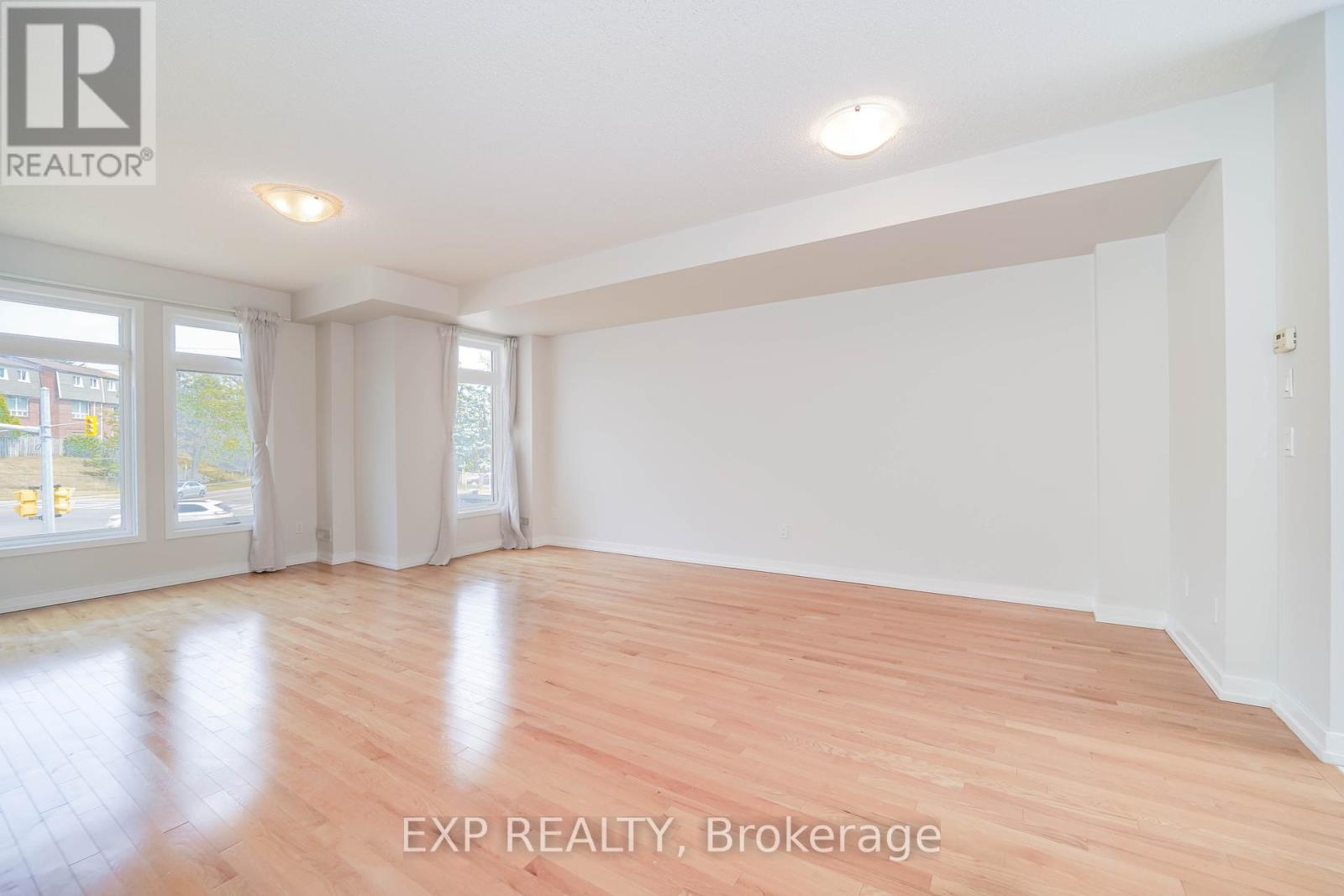 Photo 9 of 10 1299 Glenanna Road, Pickering ON