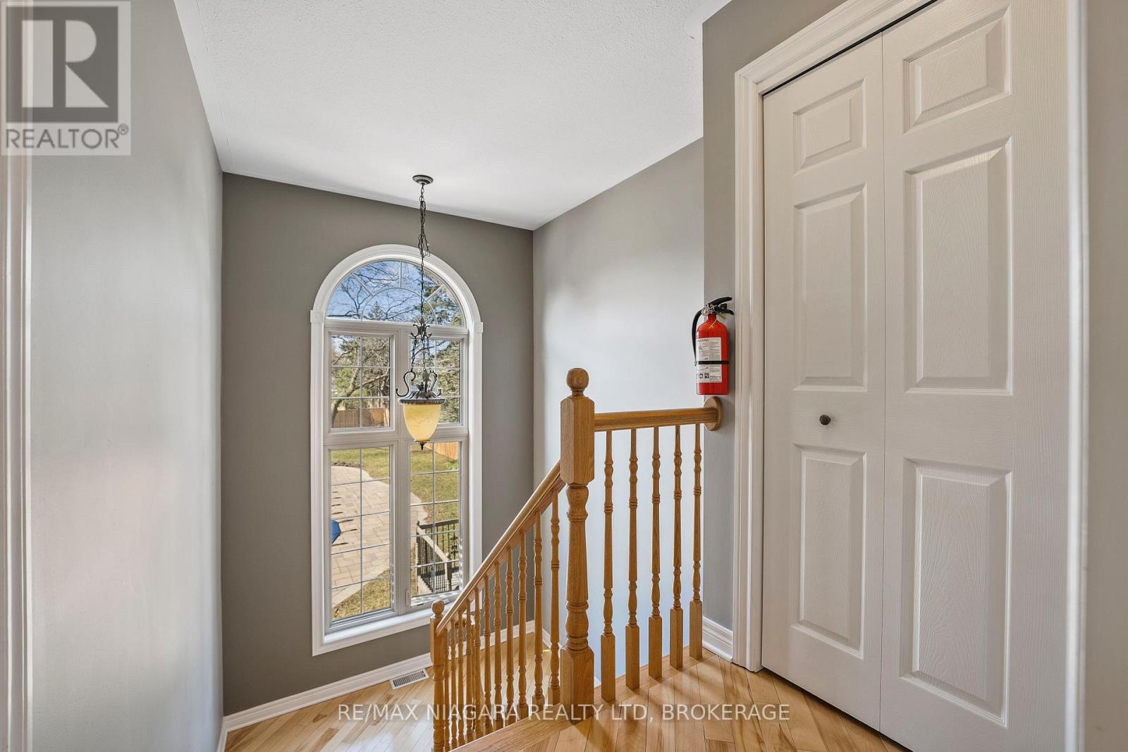 Photo 22 of 375 Mississauga Street N, Niagaraonthelake ON