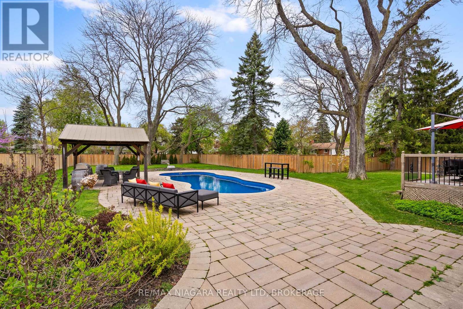 Photo 7 of 375 Mississauga Street N, Niagaraonthelake ON