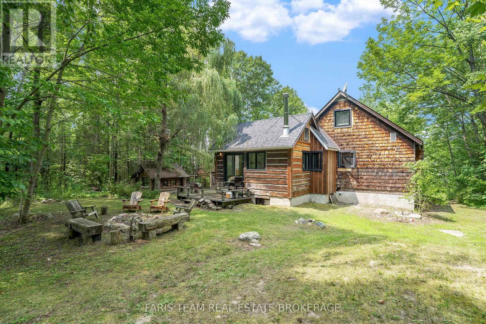 Photo 23 of 457 Silver Birch Drive, Tiny ON