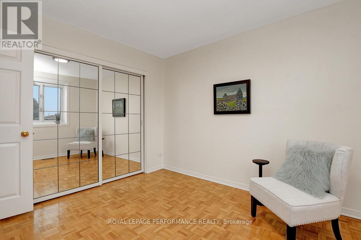 Photo 20 of 22 550 Straby Avenue, Ottawa ON