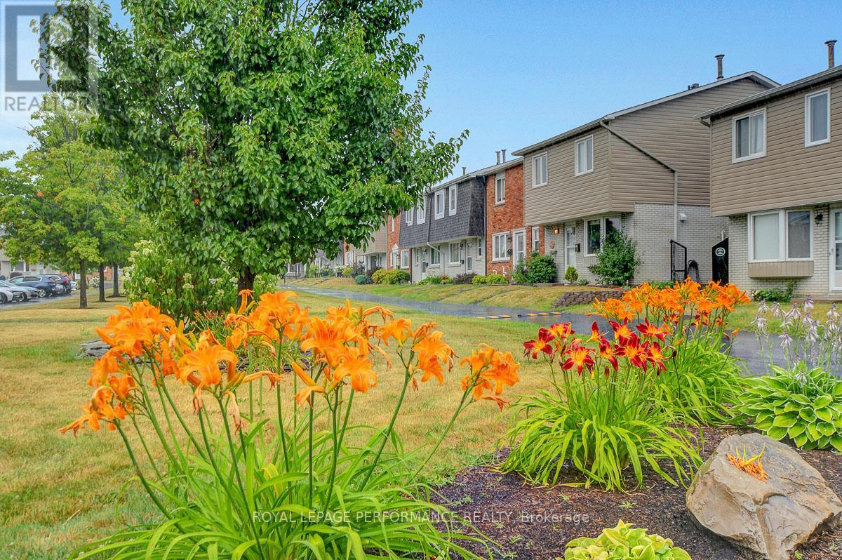 Photo 42 of 22 550 Straby Avenue, Ottawa ON