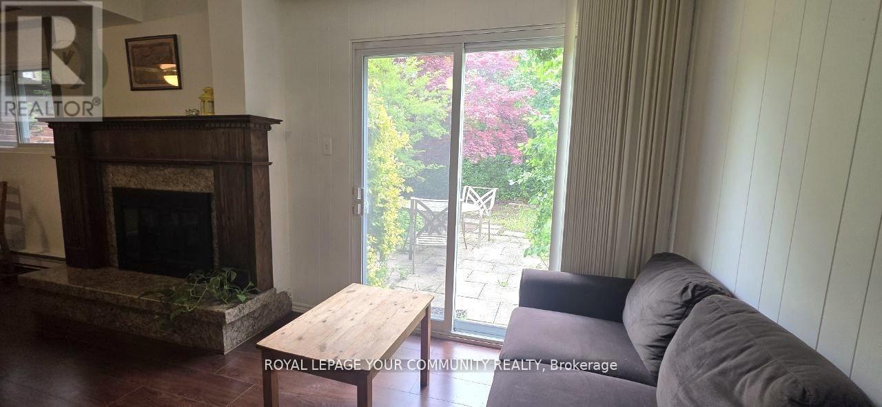 Photo 3 of Main 69 Silas Hill Drive, Toronto ON