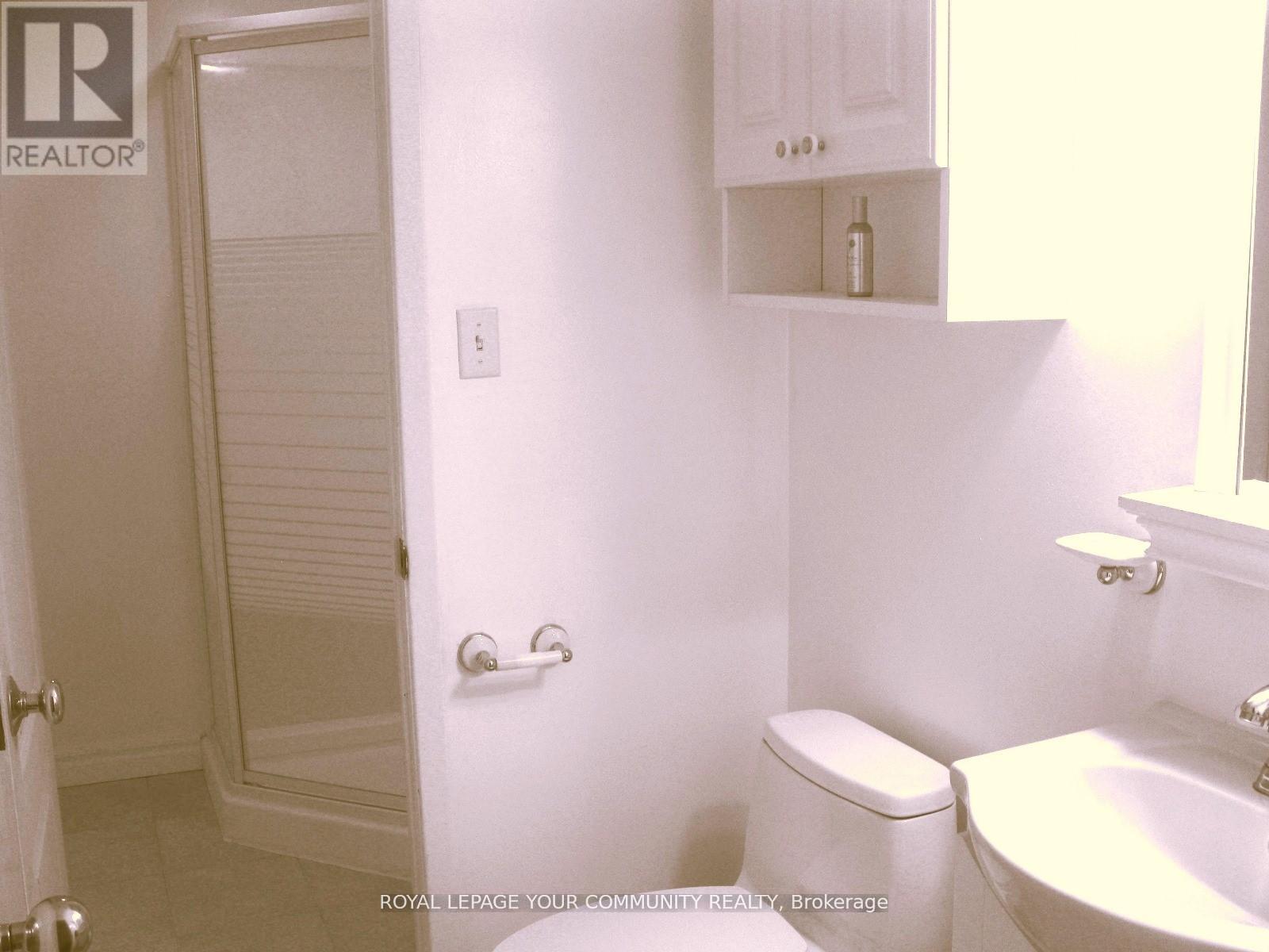 Photo 2 of Main 69 Silas Hill Drive, Toronto ON