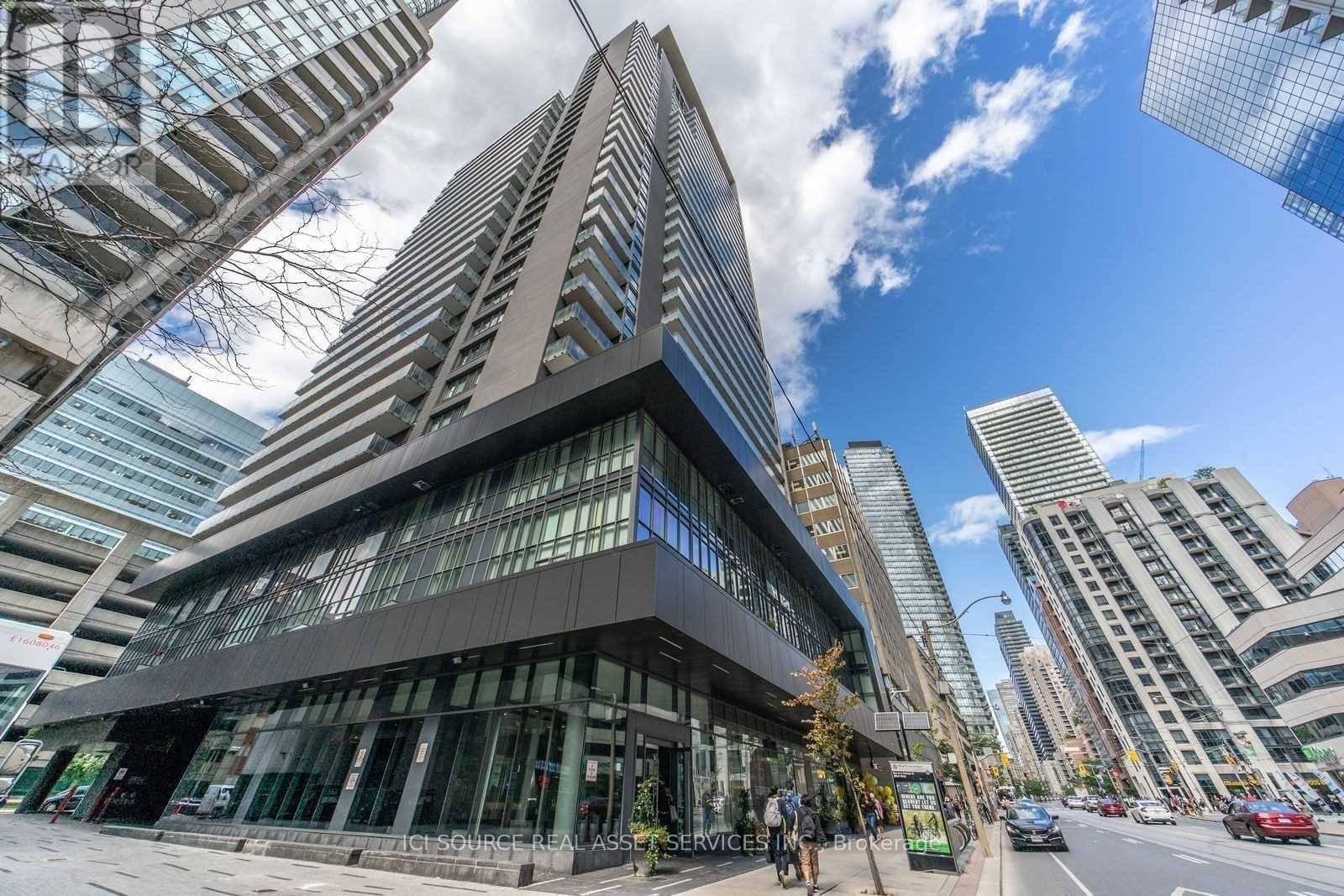 Photo 12 of 2406 770 Bay Street, Toronto ON