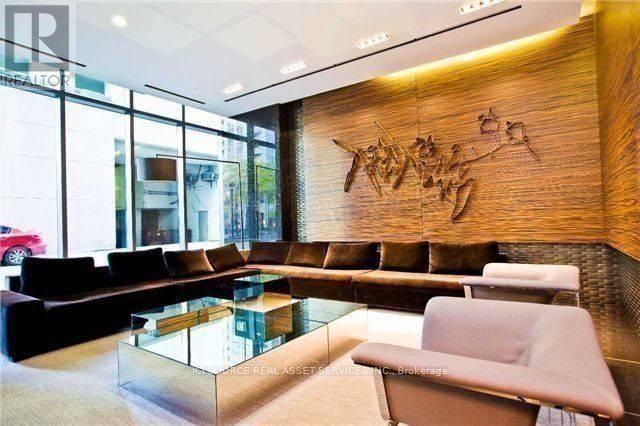 Photo 8 of 2406 770 Bay Street, Toronto ON