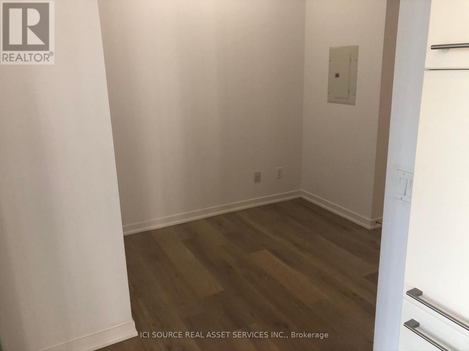 Photo 1 of 2406 770 Bay Street, Toronto ON