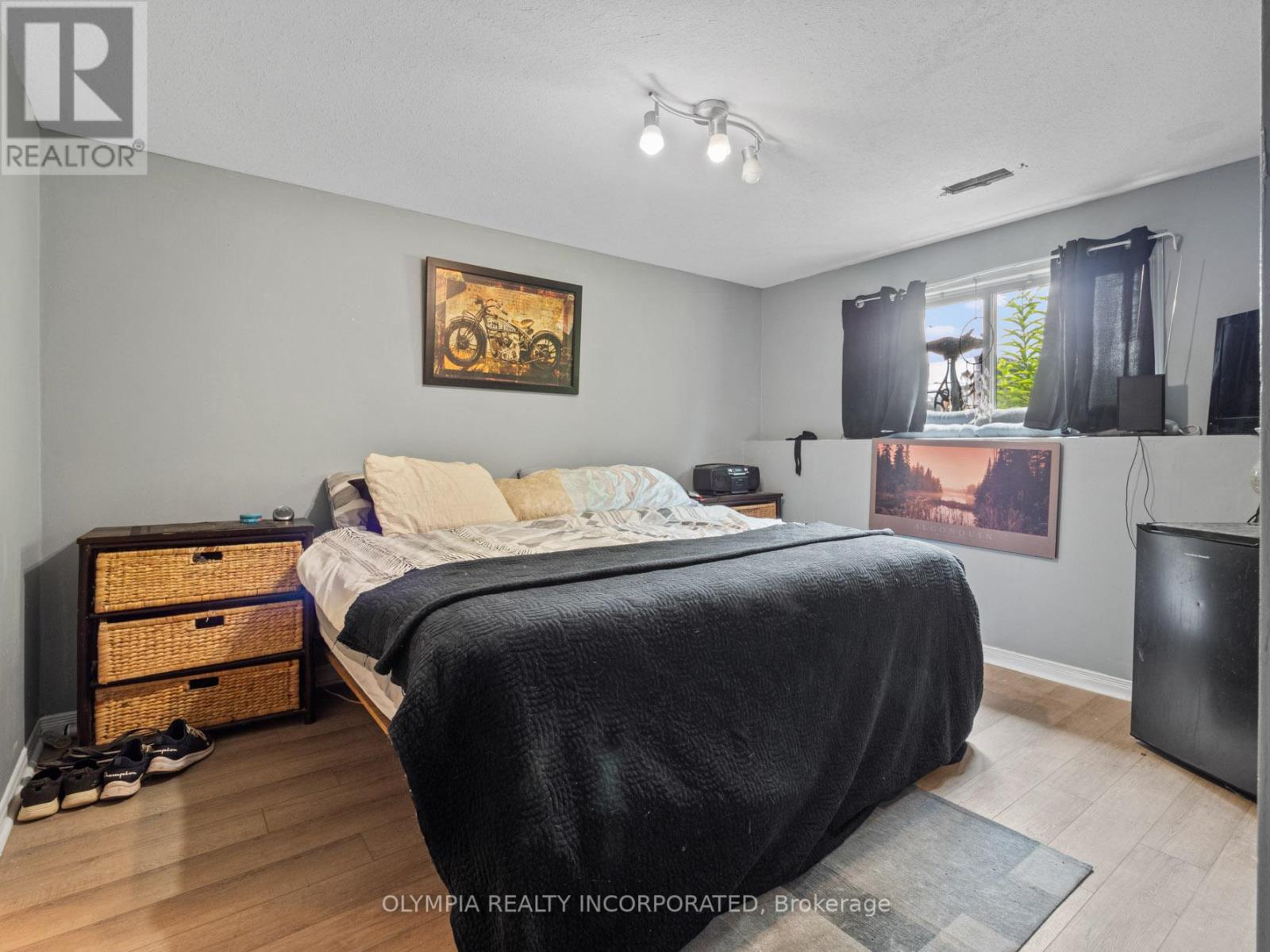 Photo 14 of 3676 Black Creek Road, Fort Erie ON