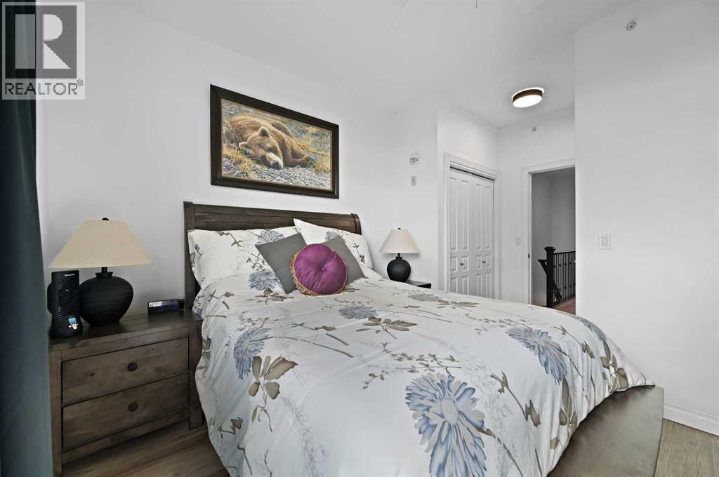 Photo 5 of 13 108 Rockyledge View Nw, Calgary AB