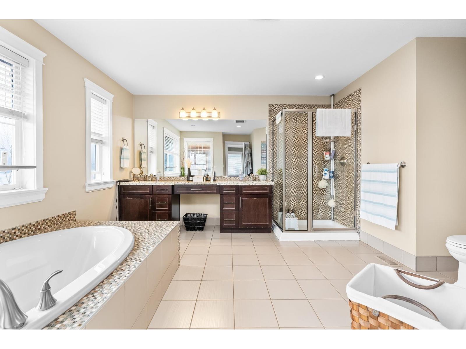 Photo 5 of 5157 Dhaliwal Place Promontory, Chilliwack BC