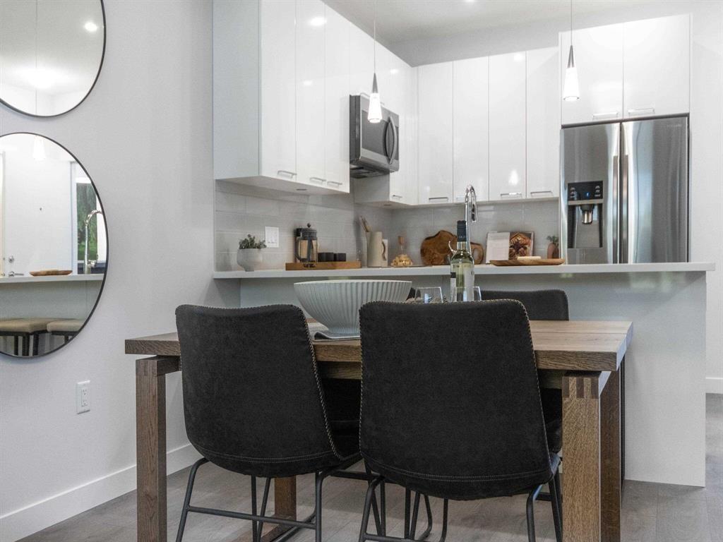 Photo 10 of 213 33886 Pine Street, Abbotsford BC