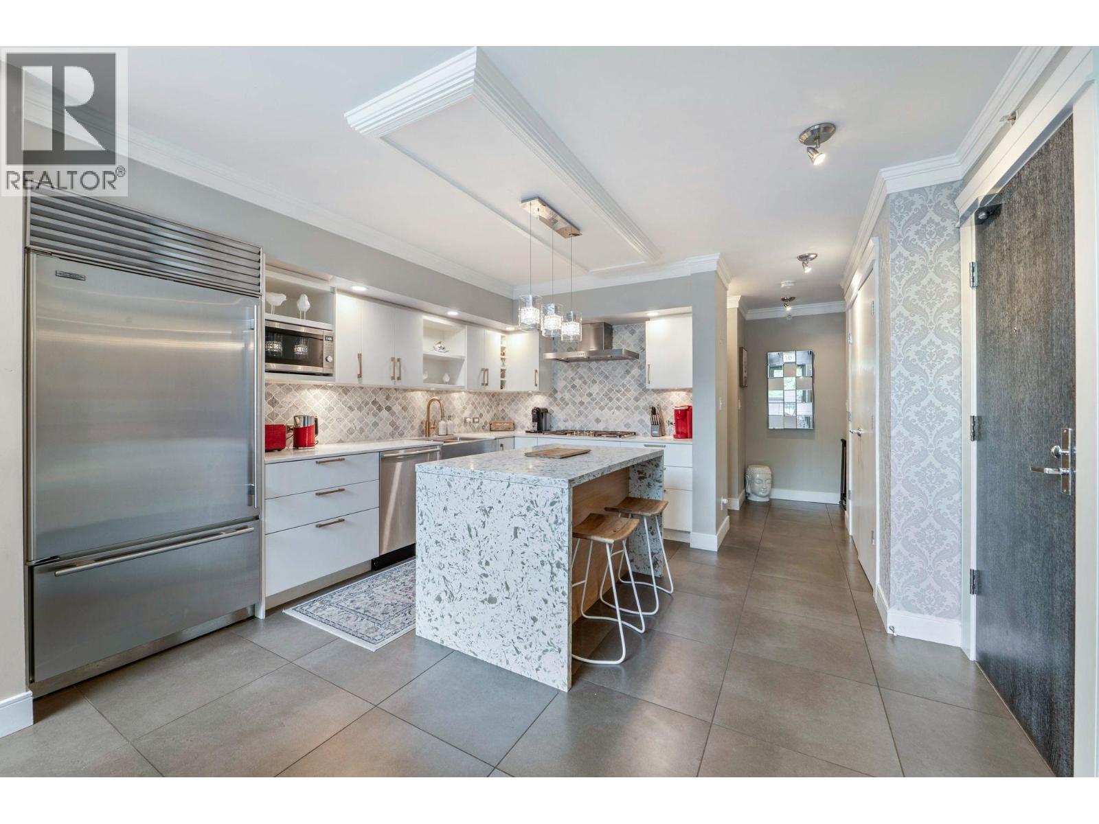 Photo 12 of 101 1168 Richards Street, Vancouver BC