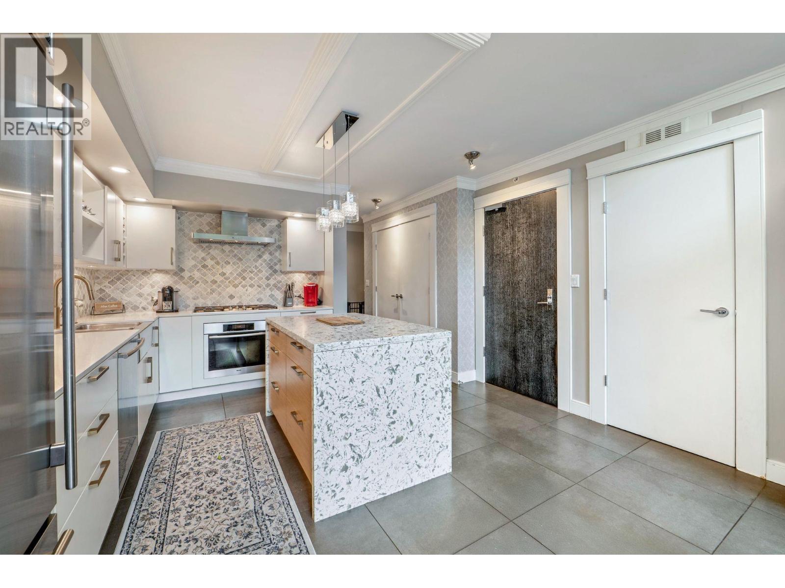 Photo 18 of 101 1168 Richards Street, Vancouver BC