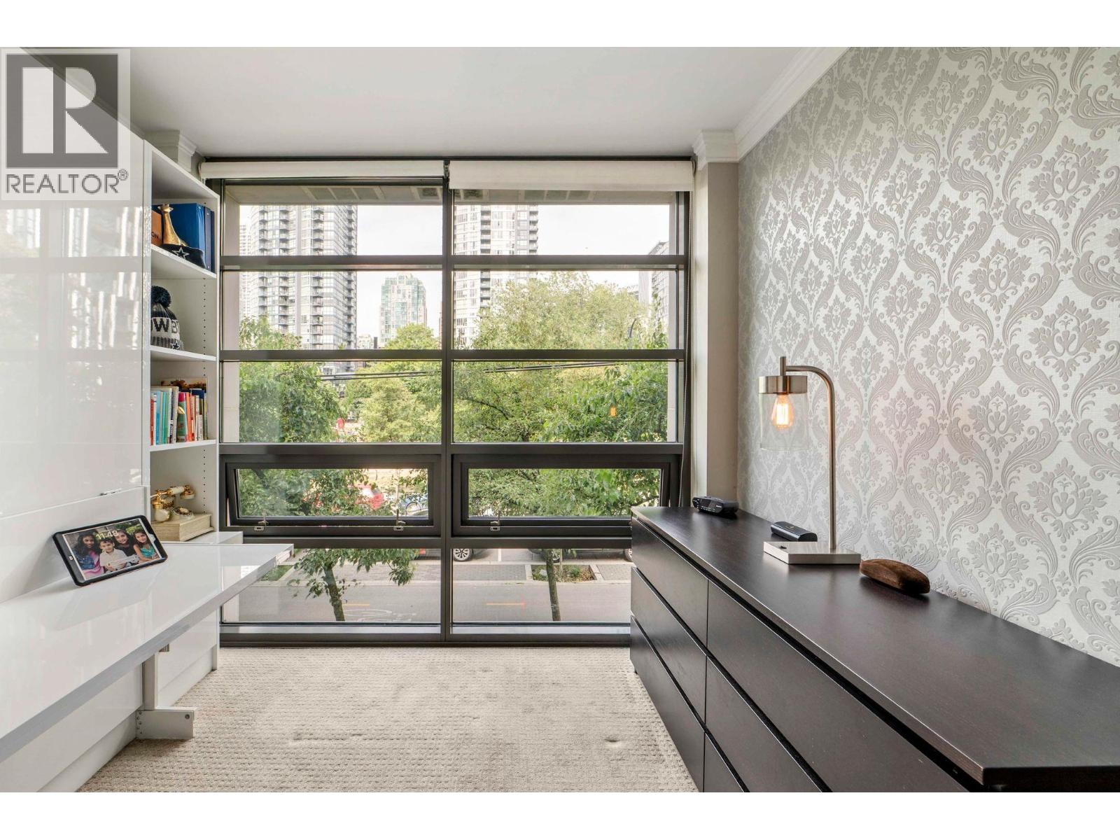 Photo 31 of 101 1168 Richards Street, Vancouver BC