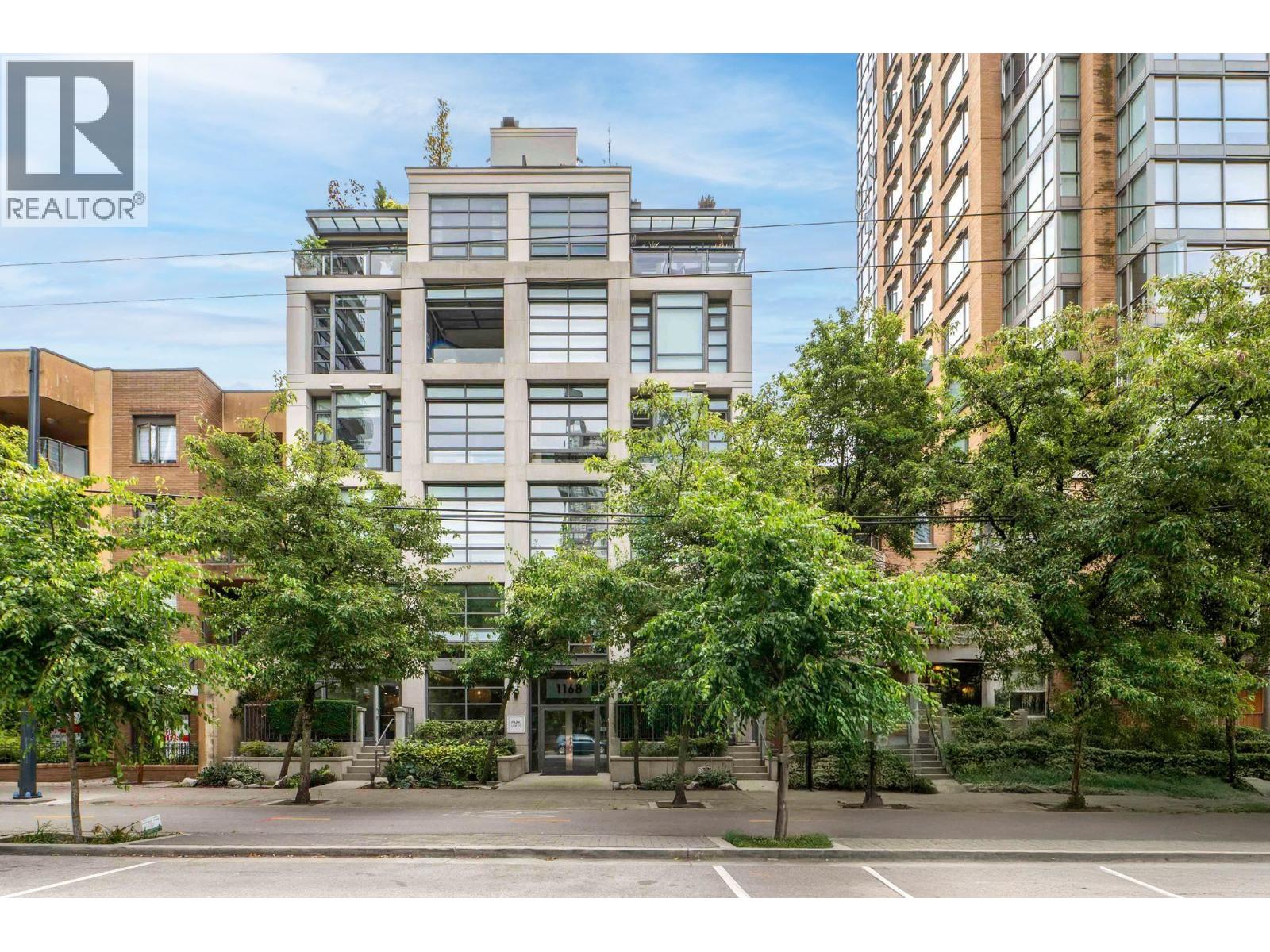 Photo 2 of 101 1168 Richards Street, Vancouver BC