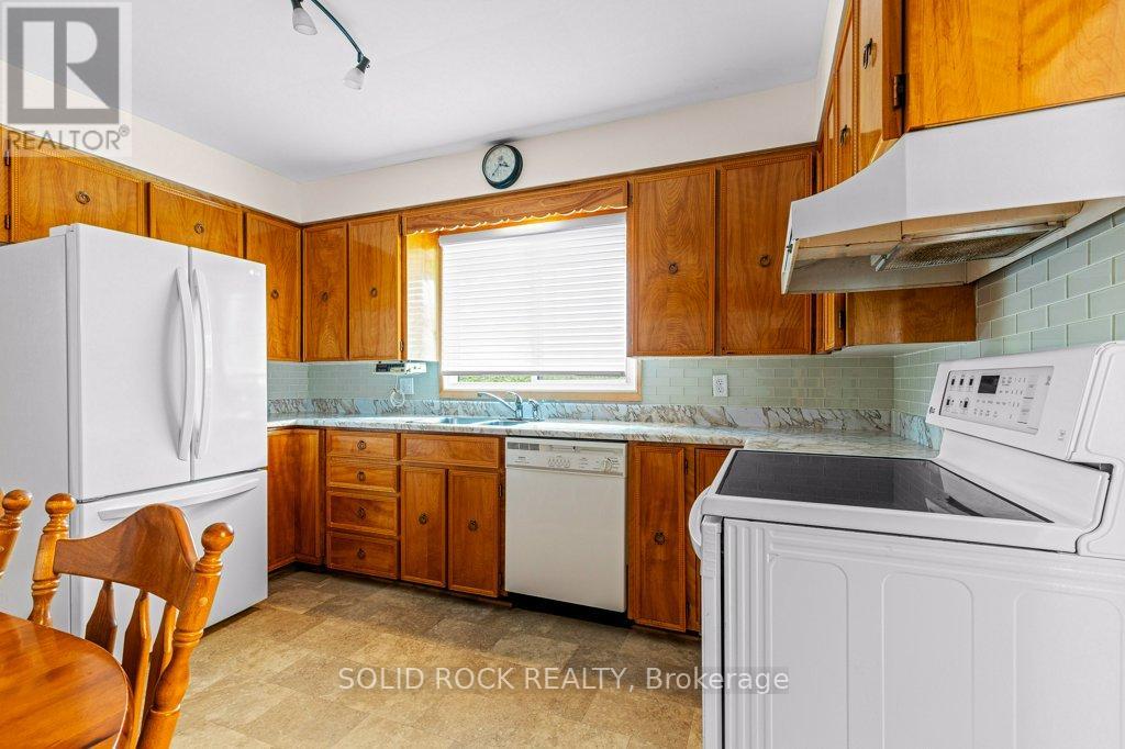 Photo 17 of 7 Brouse Drive, South Dundas ON