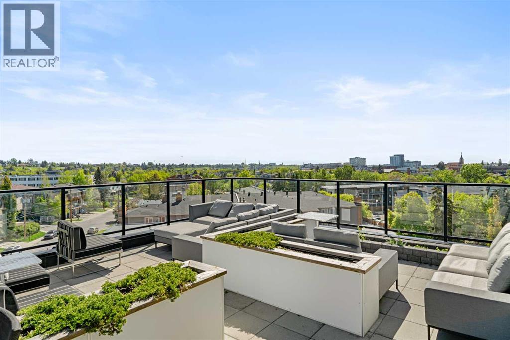 Single Family House for Sale in    Avenue NE Bridgeland/Riverside Calgary 