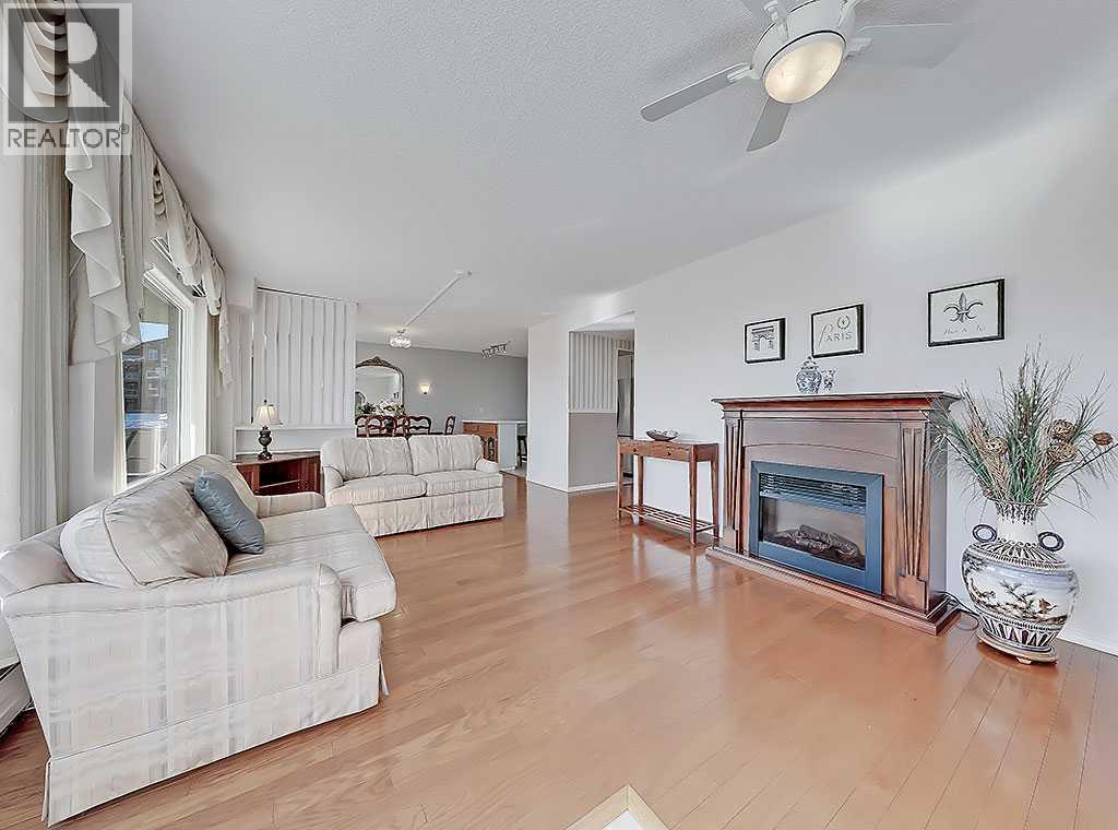 Single Family House for Sale in   Cedar Crescent SW Spruce Cliff Calgary 