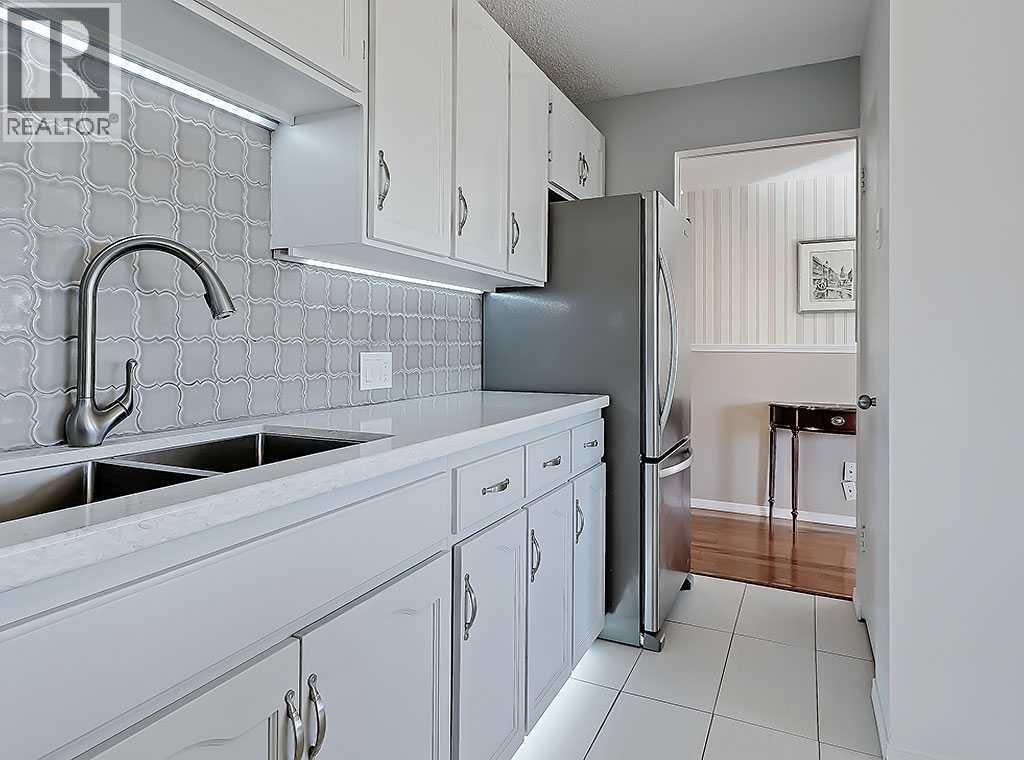 Single Family House for Sale in   Cedar Crescent SW Spruce Cliff Calgary 