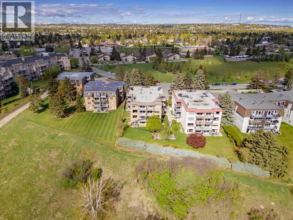 Single Family House for Sale in   Cedar Crescent SW Spruce Cliff Calgary 