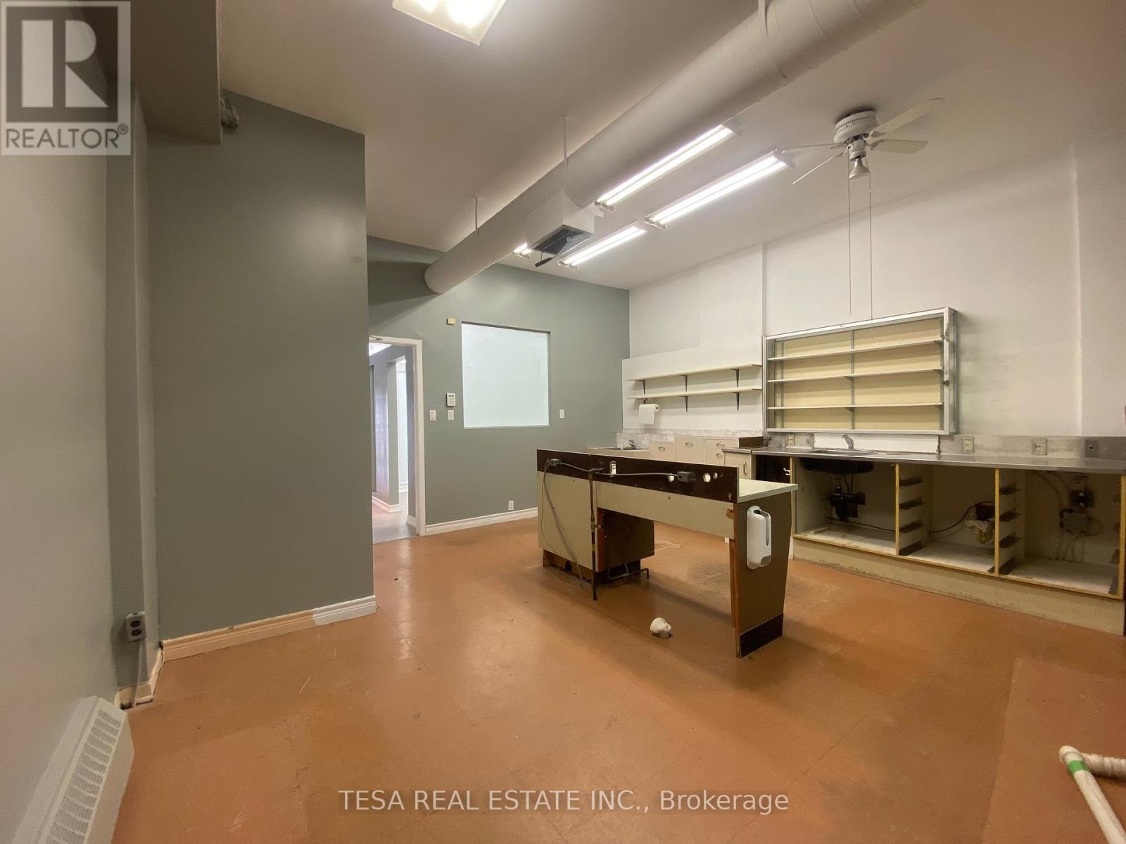 Photo 28 of 566 Sheppard Avenue W, Toronto ON