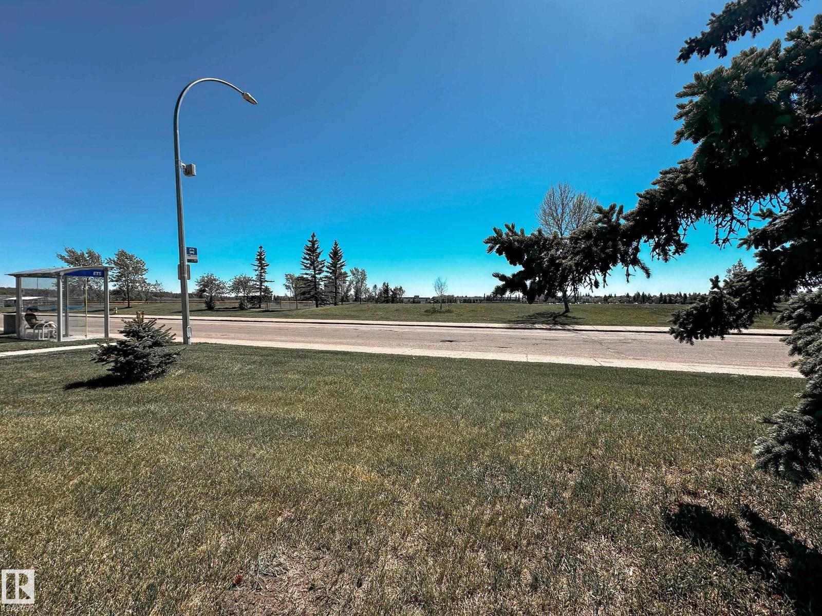 Photo 44 of 6 J Callingwood Co Nw, Edmonton AB