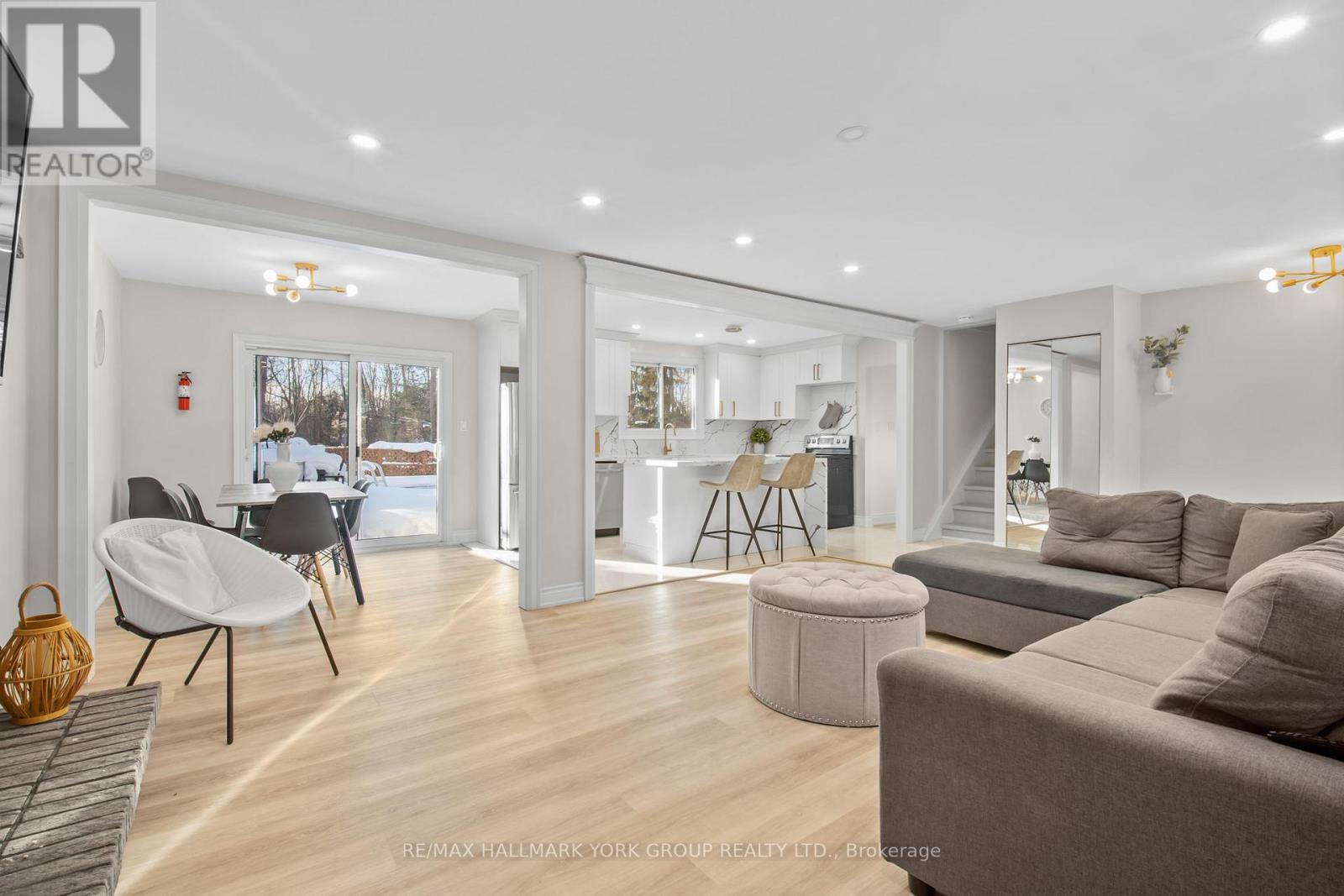 Photo 1 of 96 Riverview Beach Road, Georgina ON