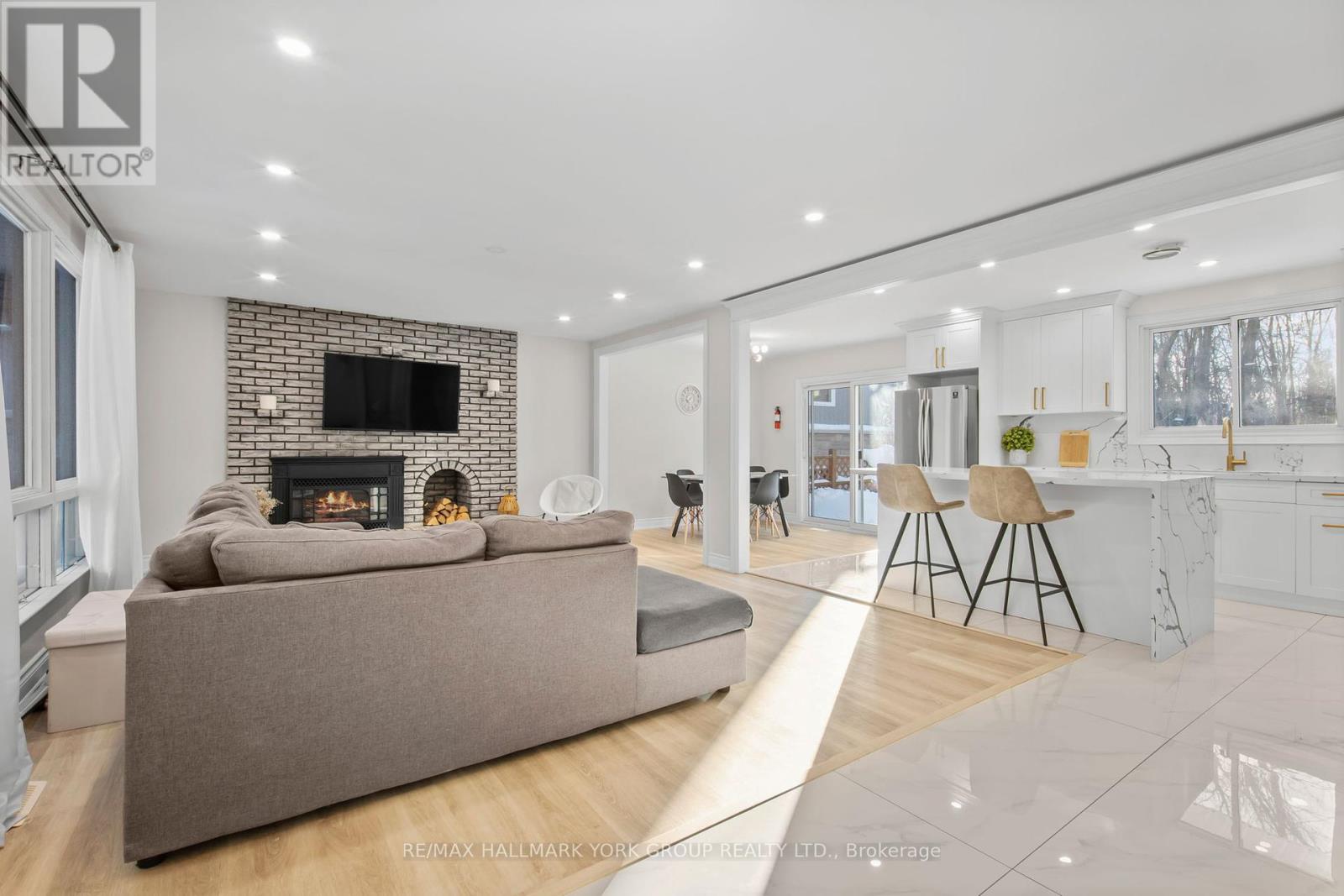 Photo 38 of 96 Riverview Beach Road, Georgina ON