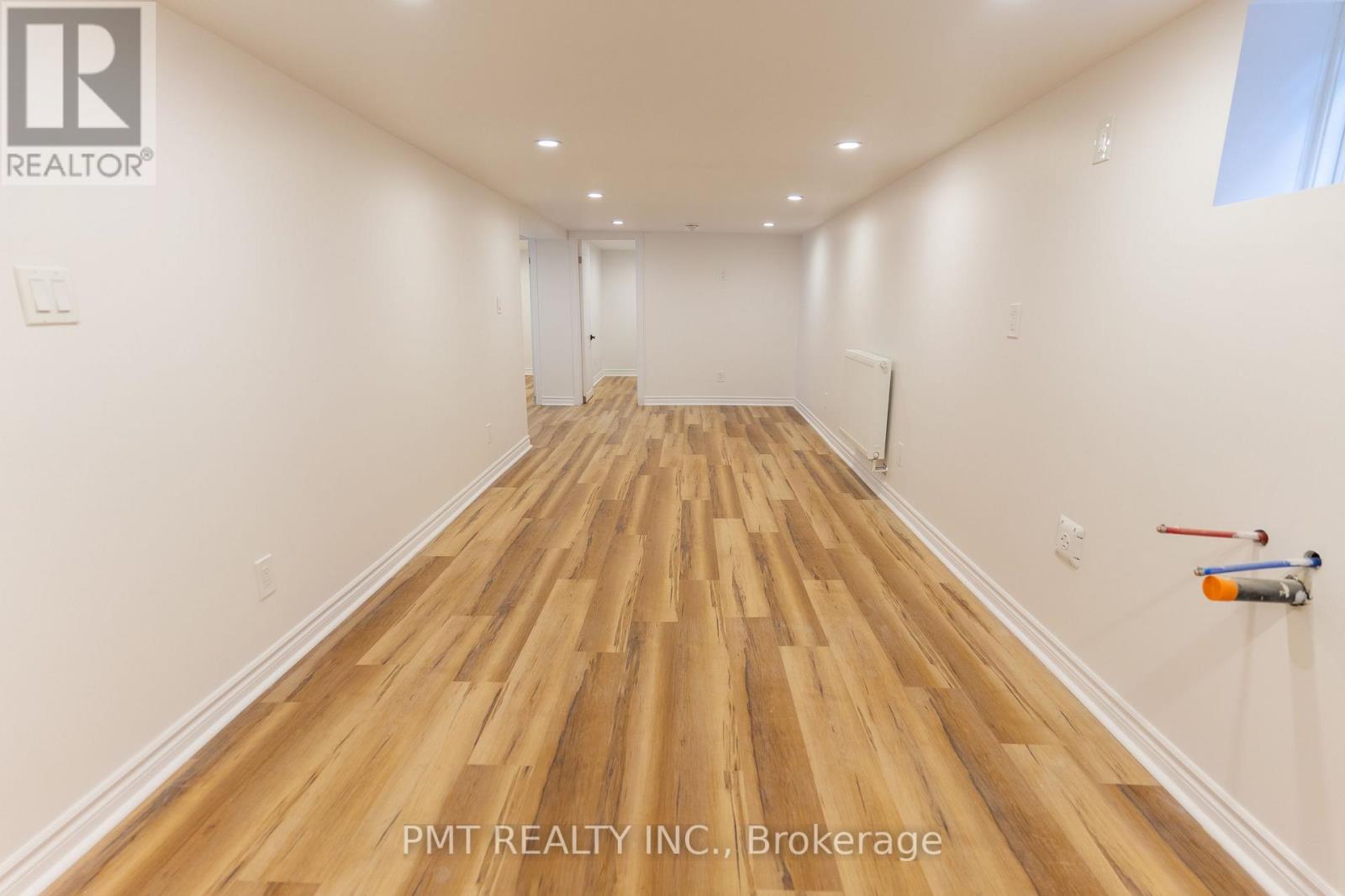 Photo 4 of 80 Queens Avenue, Toronto ON