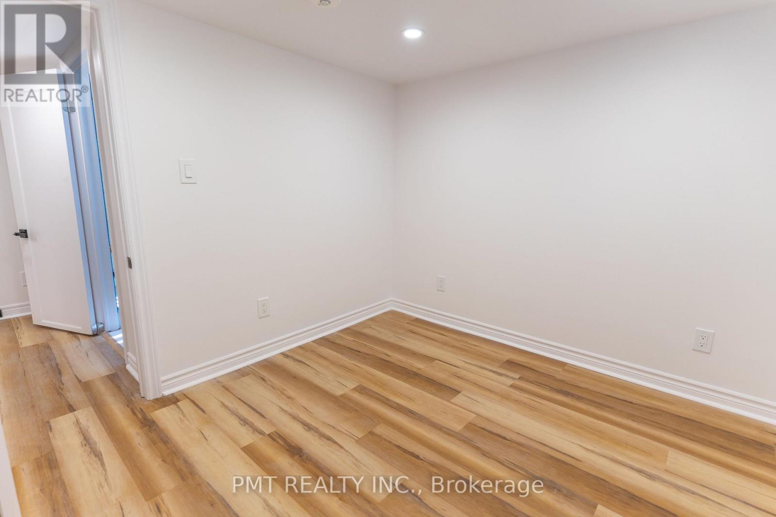 Photo 2 of 80 Queens Avenue, Toronto ON