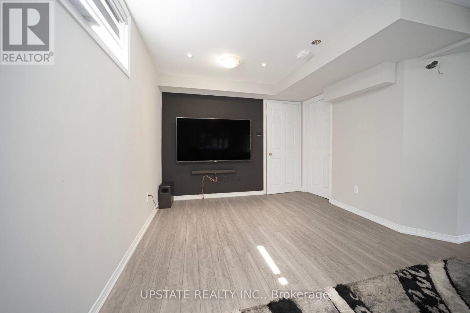 Photo 16 of 16 Settlers Road, Orangeville ON