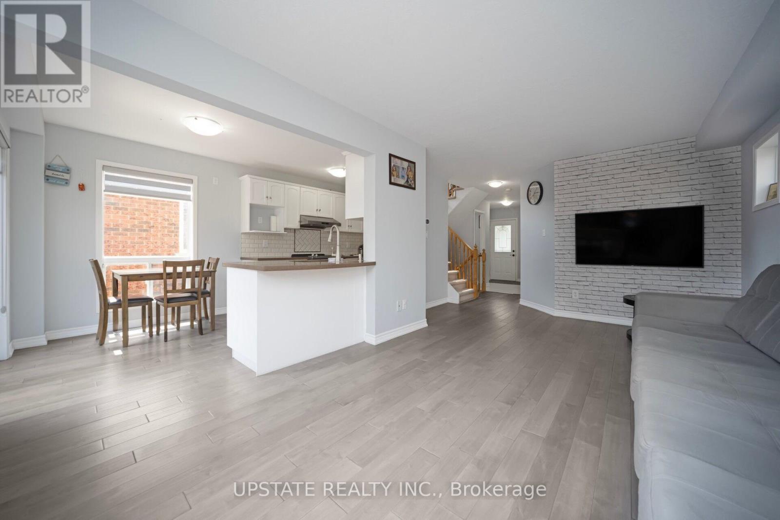 Photo 26 of 16 Settlers Road, Orangeville ON