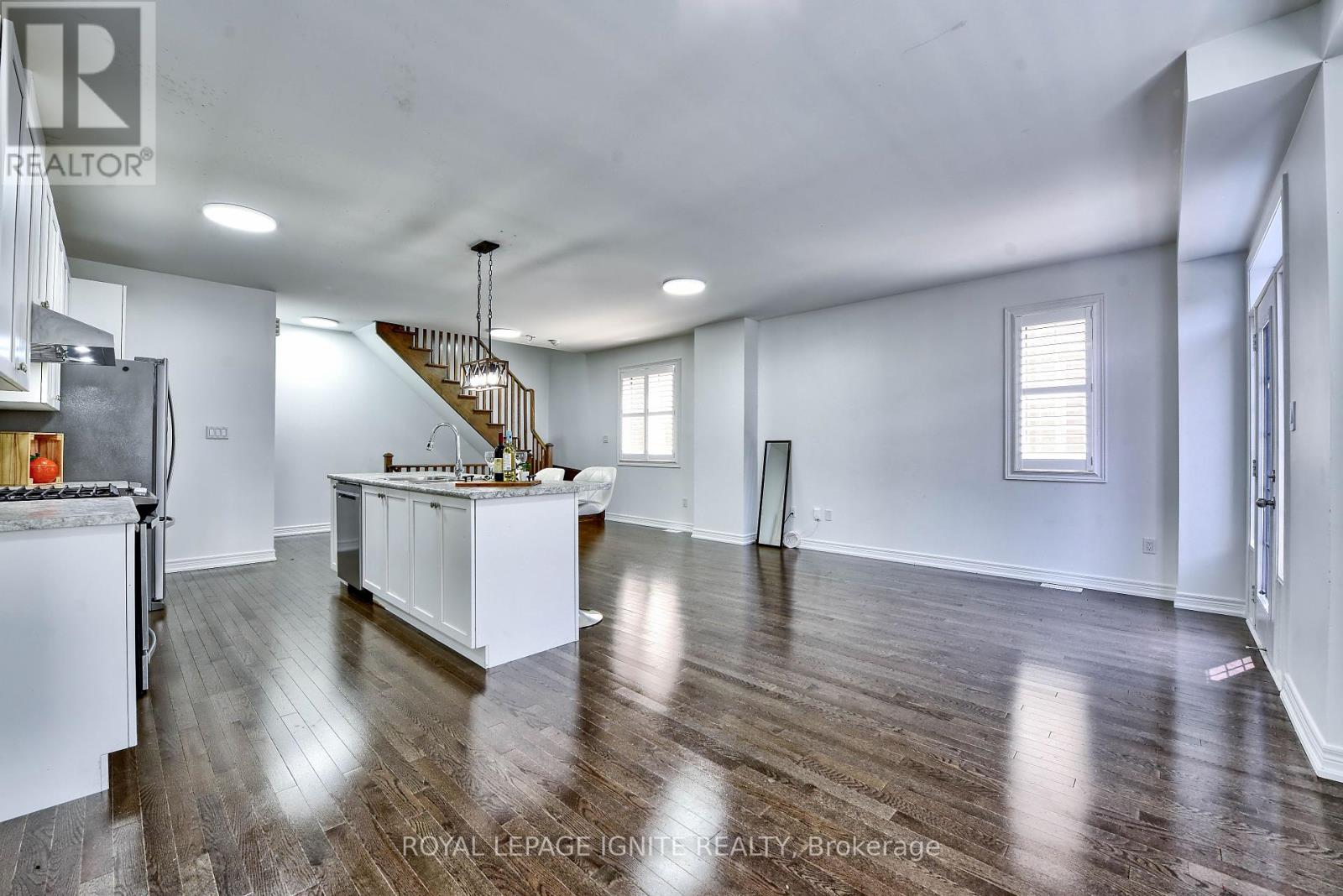 Photo 20 of 25 Haymarket Drive, Brampton ON