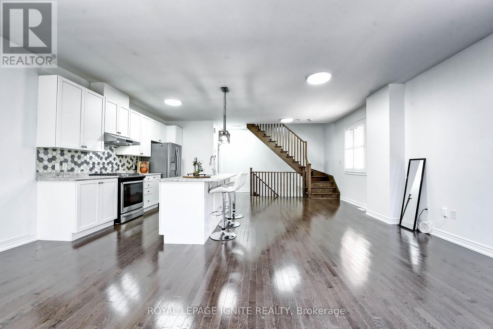 Photo 35 of 25 Haymarket Drive, Brampton ON