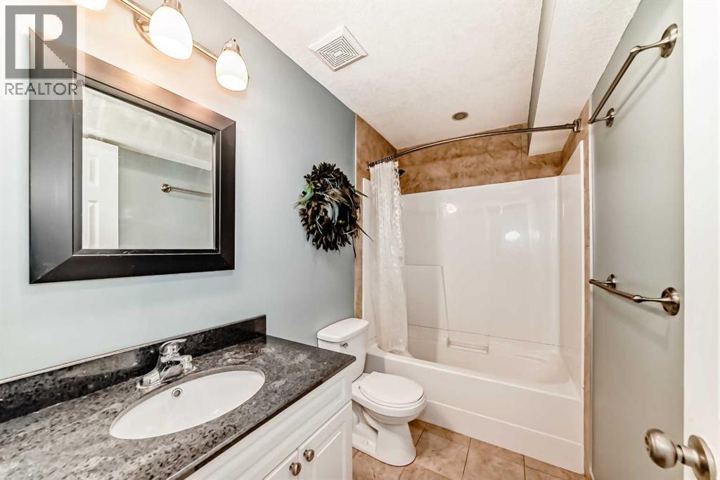 Photo 6 of 188 Sunterra Heights, Cochrane AB